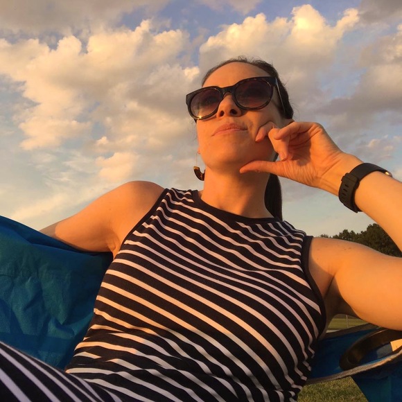 Meet your Posher, Maureen - Picture 1 of 1